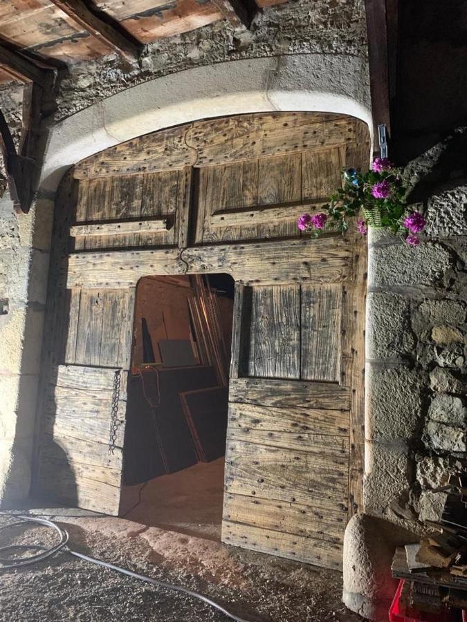 Chambres D'Hotes Des Deux Lacs Ceyzerieu Buitenkant foto